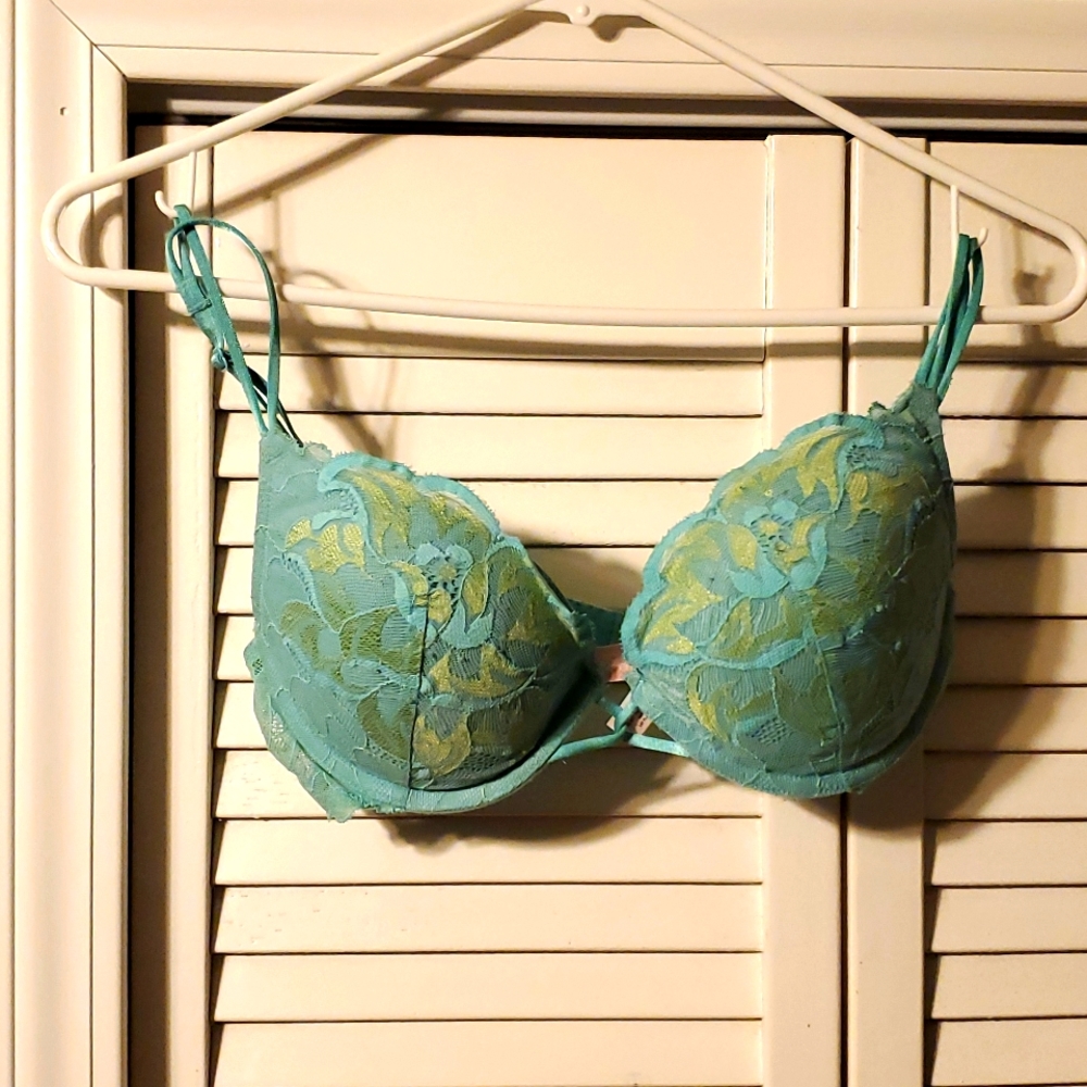 Victoria's Secret push up bra